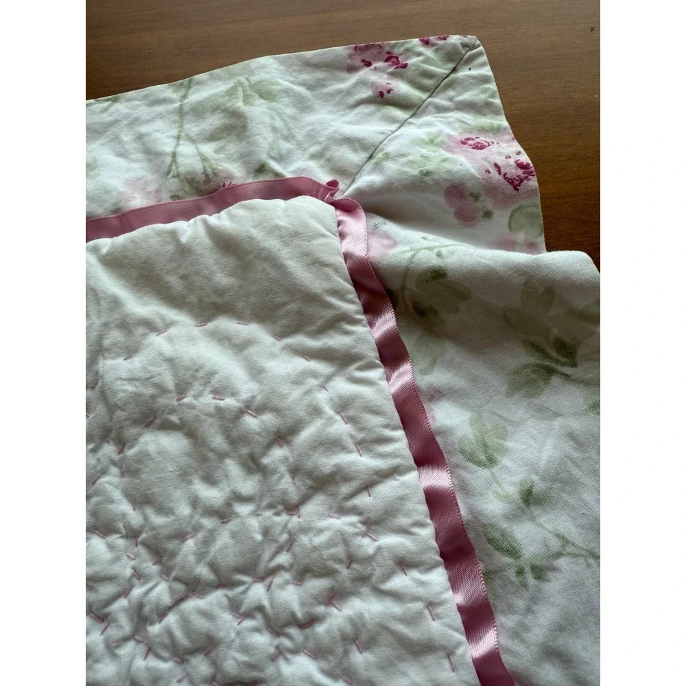 Rachel Ashwell Simply Shabby Chic standard size pillow shams